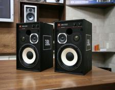 Возвращение классики JBL 4312M II