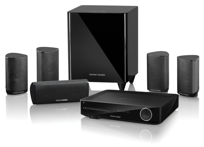 Harman Kardon BDS 775 - мощная система, которая воспроизводит объемный, охватывающий звук в 360-градусной зоне прослушивания